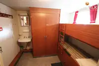 Hotel plutitor de vânzare