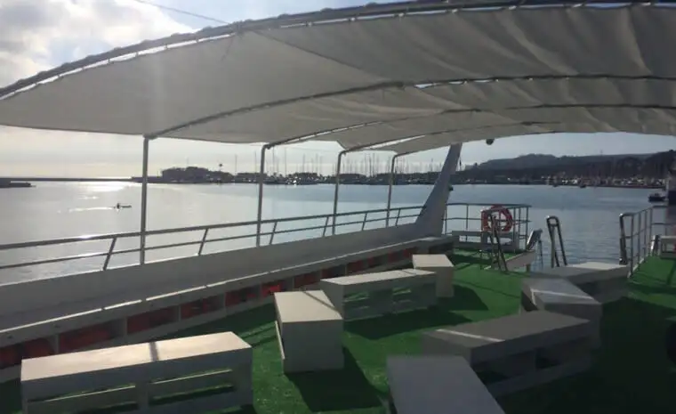 Navă de feribot de vânzare