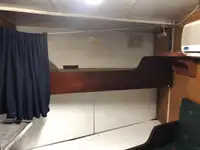 Nava de pescuit tip trauler de vânzare