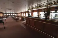 Nava de pasageri de vânzare