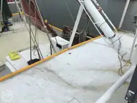 Nava de pescuit tip trauler de vânzare