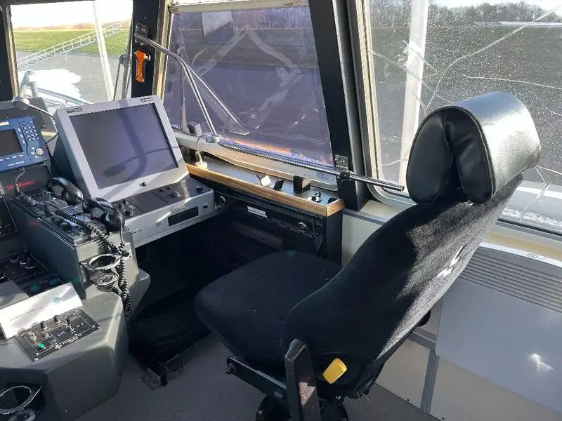 Navă pilot de vânzare
