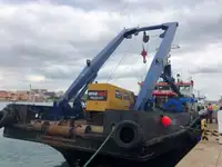 Ambarcațiuni de lucru de vânzare