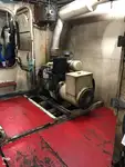 Nava de pescuit tip trauler de vânzare