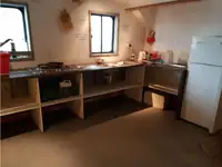 Nava de pescuit tip trauler de vânzare