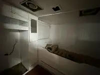 Nava de pescuit tip trauler de vânzare