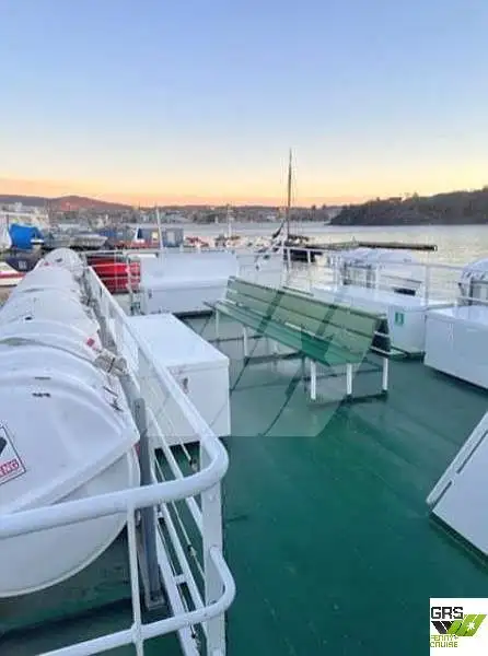 Navă de feribot de vânzare