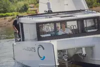 Nava de containere de vânzare