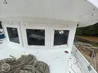 Nava de pescuit tip trauler de vânzare