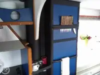 Șalupă de vânzare