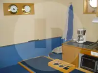 Nava de pescuit cu plase tip traul de vânzare
