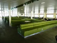 Navă cu feribotul de vânzare