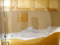 Nava de pescuit tip trauler de vânzare