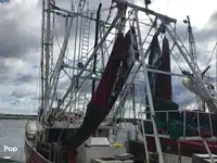 Nava de pescuit tip trauler de vânzare