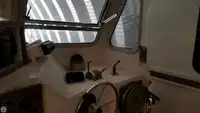 Nava de pescuit tip trauler de vânzare