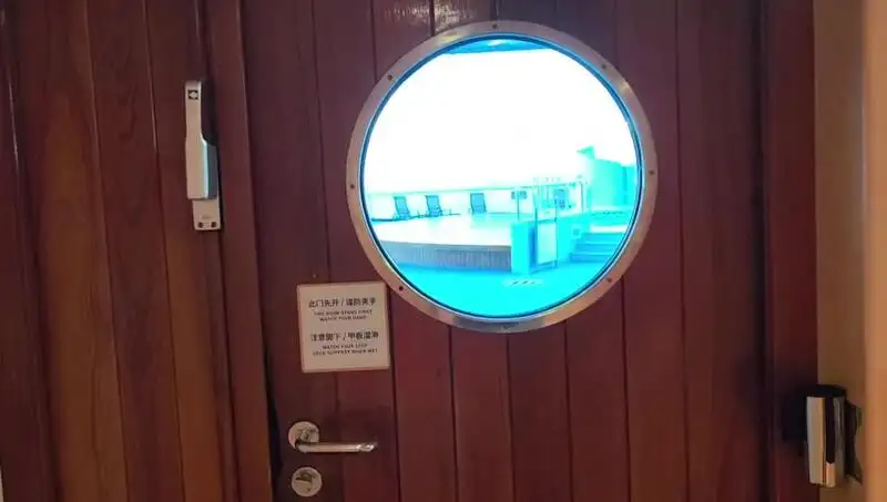 Navă de pasageri de vânzare