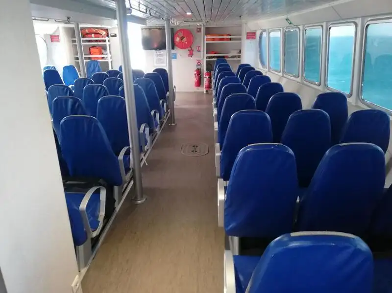 Navă de feribot de vânzare