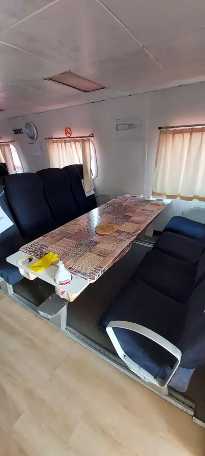 Navă de transport echipaj de vânzare