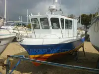 Nava de pescuit tip trauler de vânzare