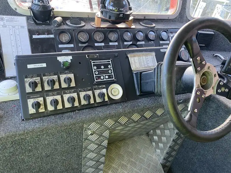 Navă de transport echipaj de vânzare