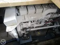Nava de pescuit tip trauler de vânzare