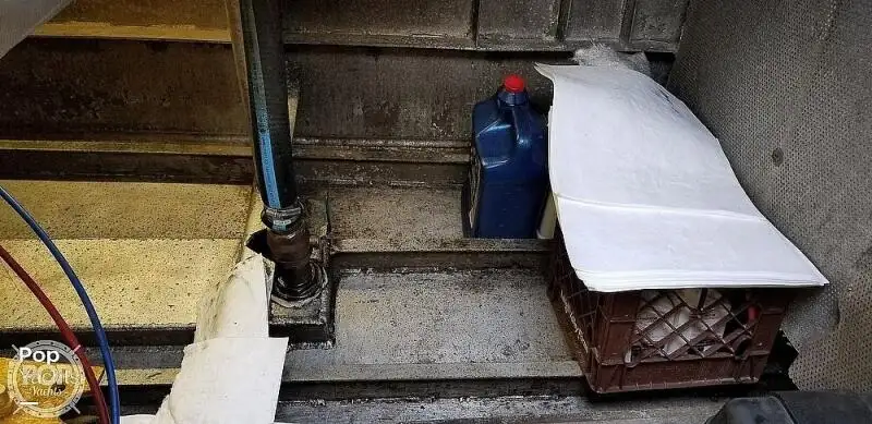 Nava de pescuit tip trauler de vânzare