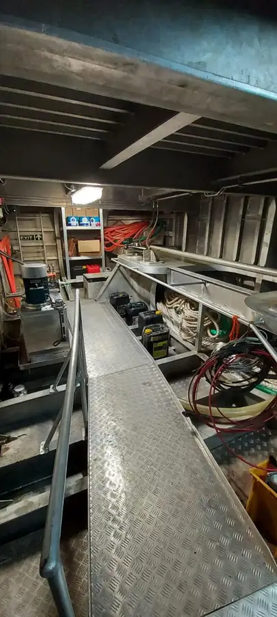Navă de transport echipaj de vânzare