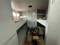 Nava de pescuit tip trauler de vânzare