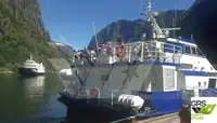 Navă cu feribotul de vânzare