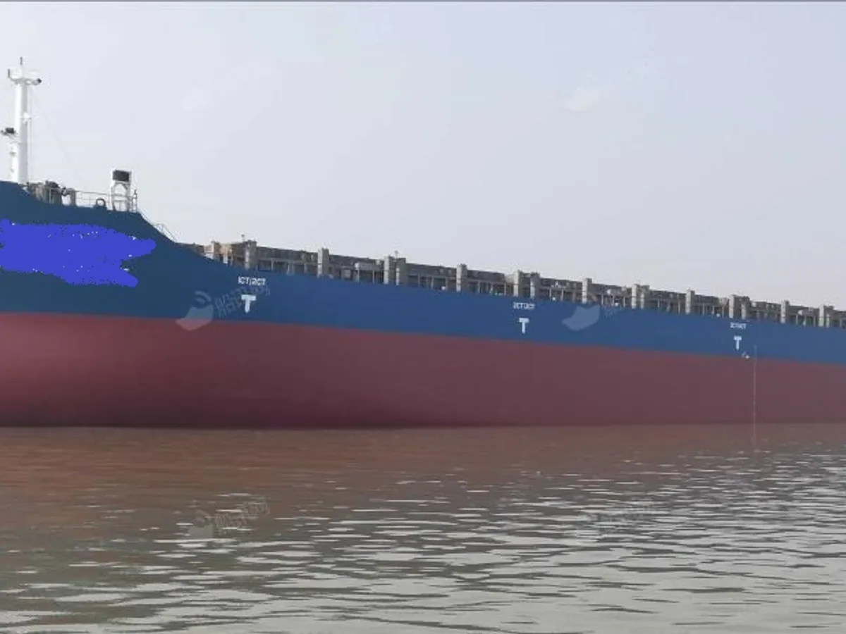 Nava container de vânzare