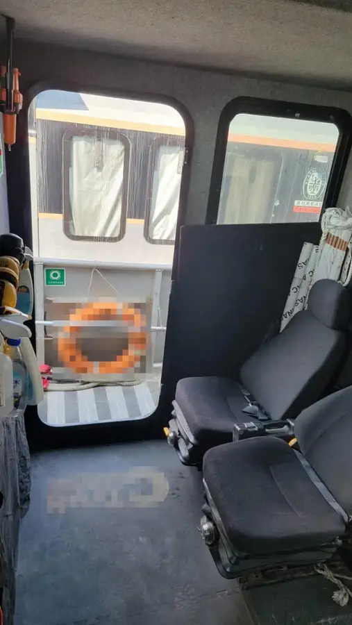 Nava container de vânzare
