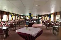 Nava de pasageri de vânzare