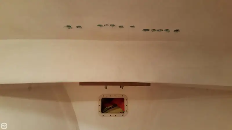 Nava de pescuit tip trauler de vânzare