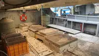 Nava de pescuit cu linii lungi de vânzare
