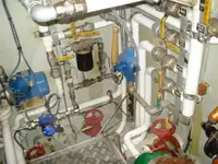 Nava de pescuit tip trauler de vânzare