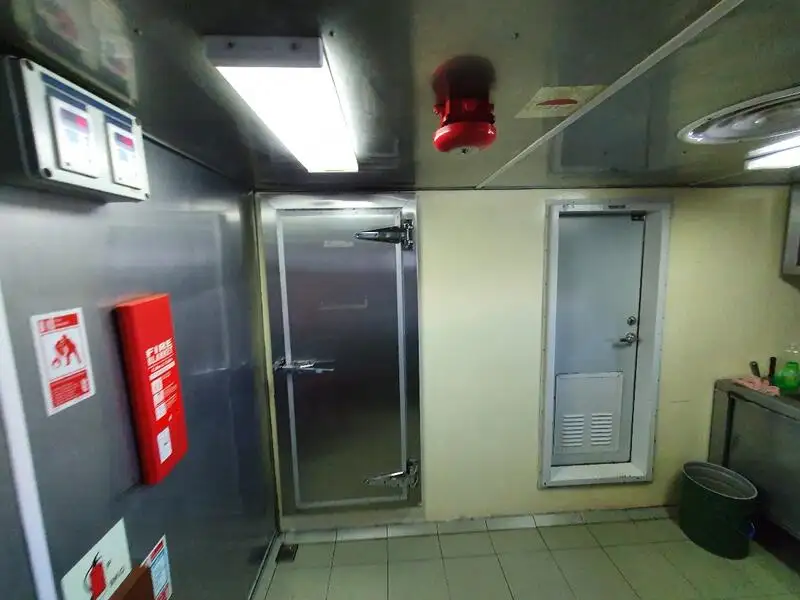 Navă frigorifică de vânzare