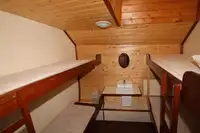 Iaht de vânzare