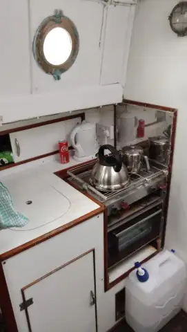 Navă pilot de vânzare