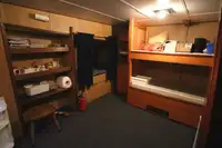 Nava de pescuit tip trauler de vânzare