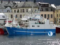 Nava de pescuit cu plase purseine de vânzare