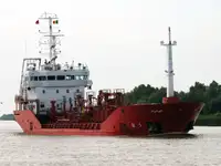 Oil/Chemical tanker de vânzare
