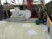 Nava de pescuit tip trauler de vânzare