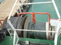 Nava de pescuit tip trauler de vânzare
