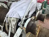 Nava de pescuit tip trauler de vânzare