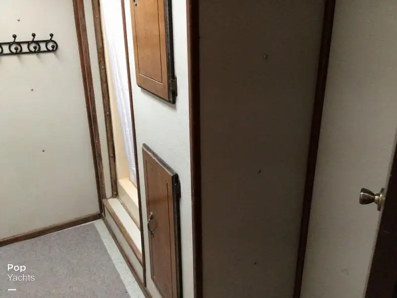 Nava de pescuit tip trauler de vânzare