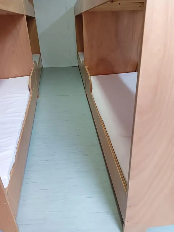 Nava container de vânzare