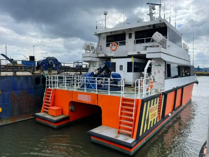 Nava container de vânzare
