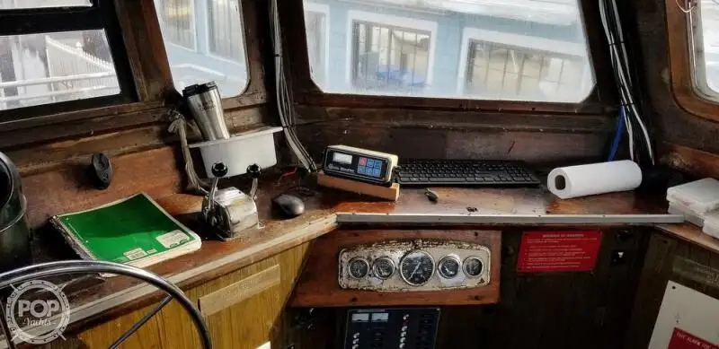 Catamaran de vânzare
