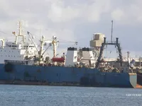 Nava de pescuit tip trauler de vânzare