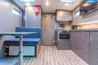Navă de sondaj de vânzare